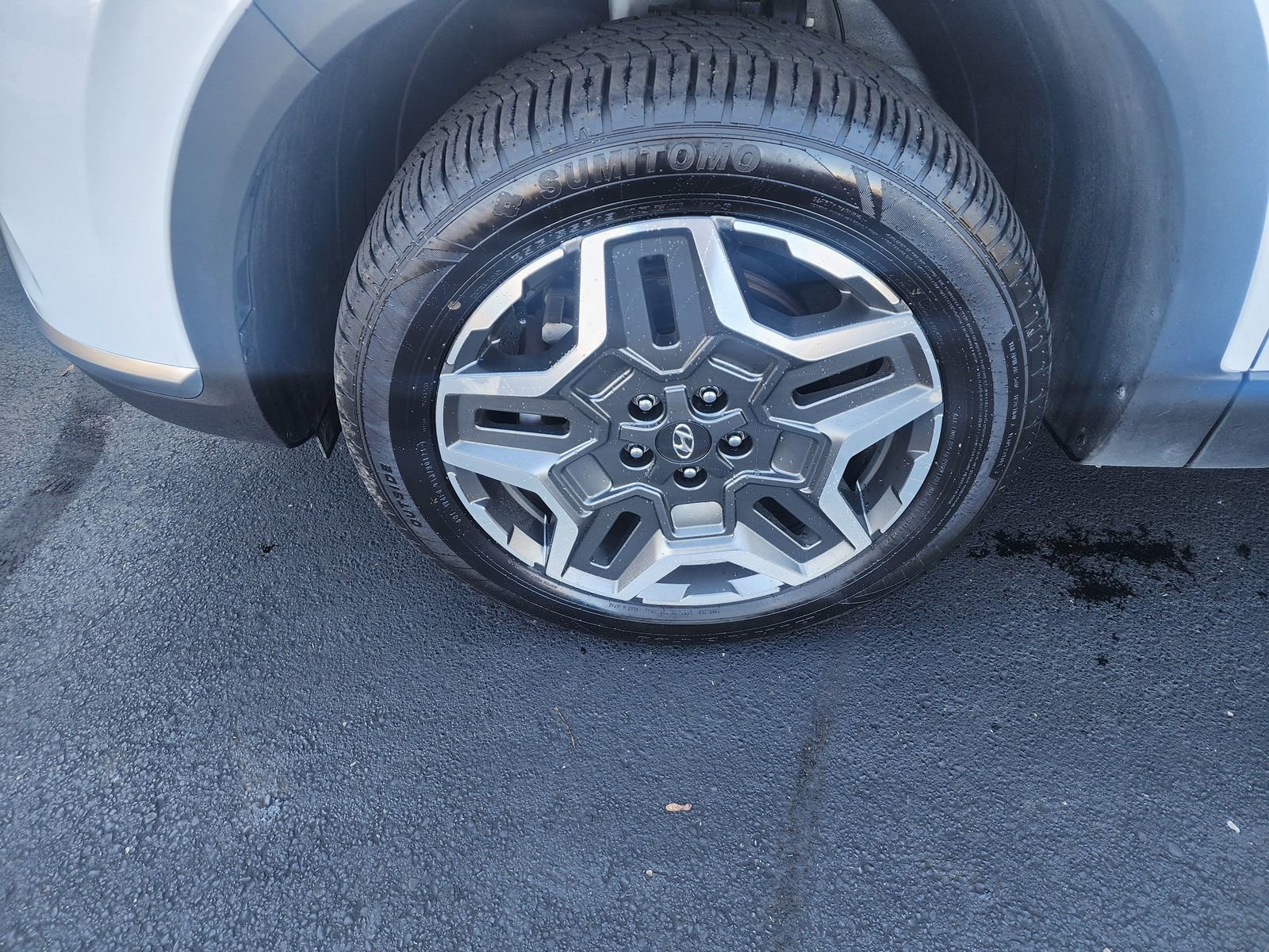 Used 2023 Hyundai Santa Fe SEL Convenience image 9