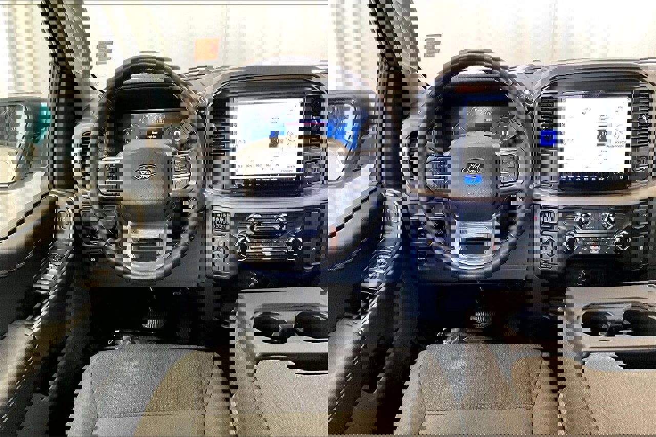 Certified 2025 Ford F150 XLT w/ Equipment Group 301A Standard image 4