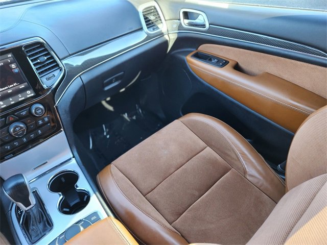 Used 2020 Jeep Grand Cherokee SRT image 15