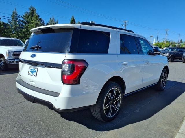 Certified 2021 Ford Expedition Limited AWD/4WD image 4