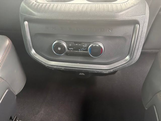 Certified 2025 Ford Expedition Active AWD/4WD image 46