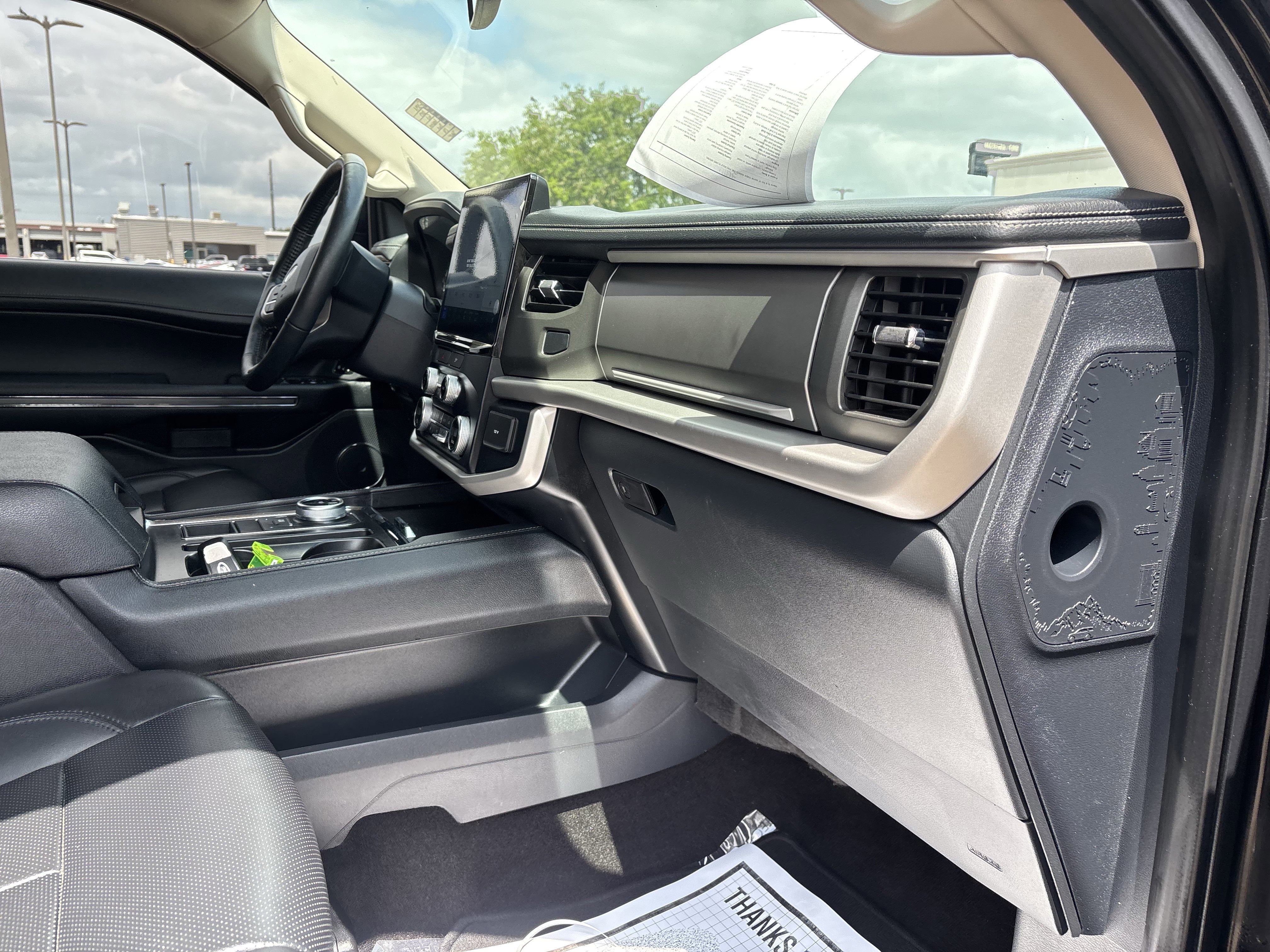 Certified 2023 Ford Expedition XLT RWD image 9