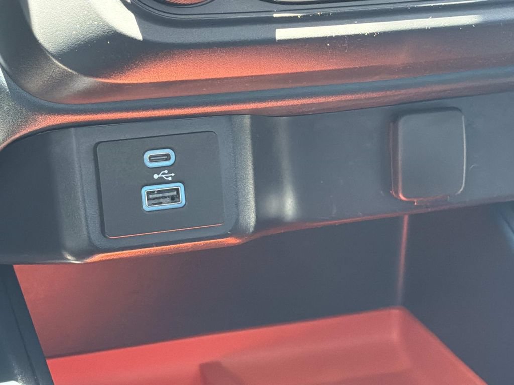 Certified 2024 Ford Maverick XLT FWD image 16