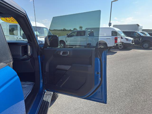 Certified 2023 Ford Bronco Outer Banks w/ Sasquatch Package AWD/4WD image 19