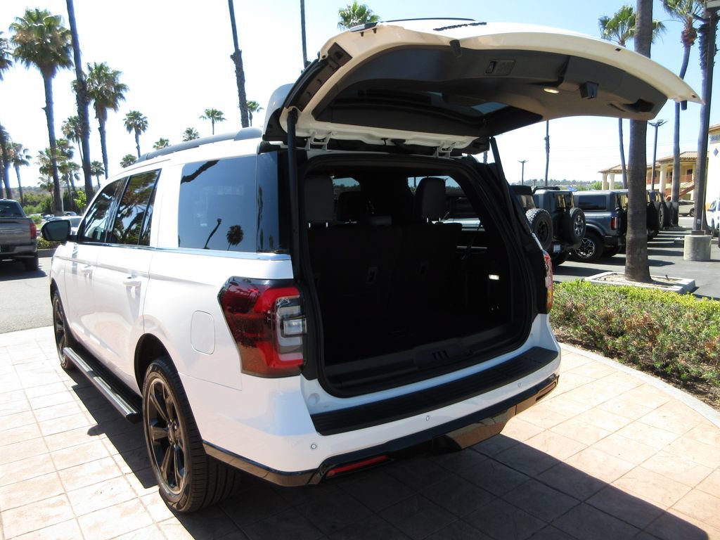 Certified 2023 Ford Expedition Limited AWD/4WD image 28