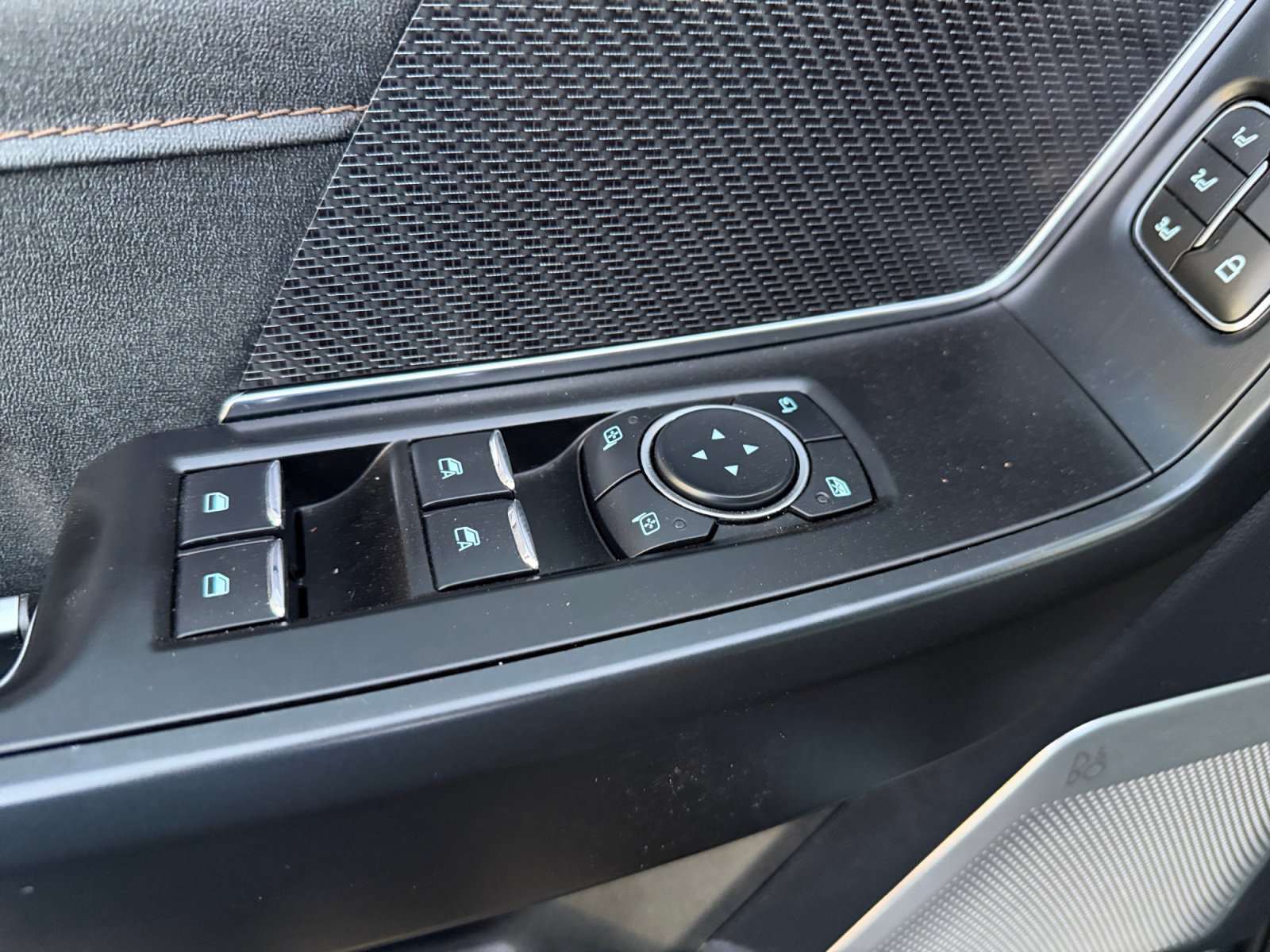 Certified 2023 Ford F150 Raptor w/ Raptor Carbon Fiber Package AWD/4WD image 17