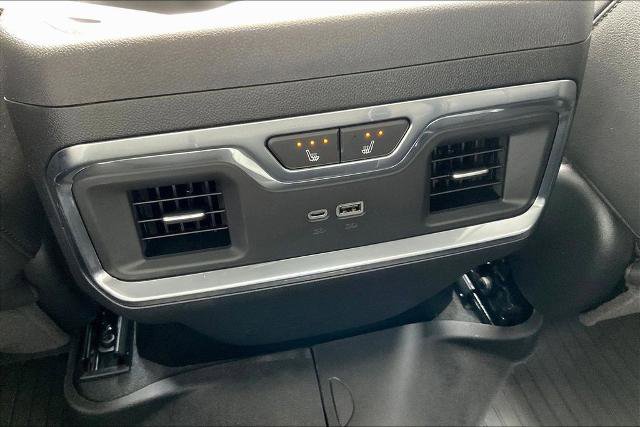Used 2026 Chevrolet Silverado 2500 LTZ w/ LTZ Convenience Package AWD/4WD image 11