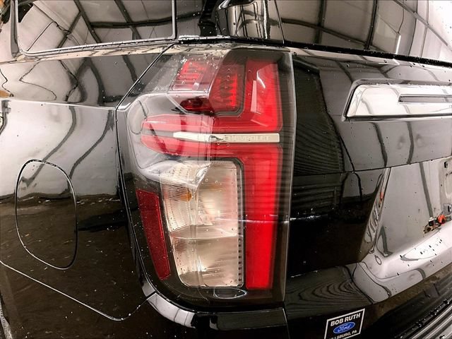 Used 2021 Chevrolet Tahoe Premier AWD/4WD image 29