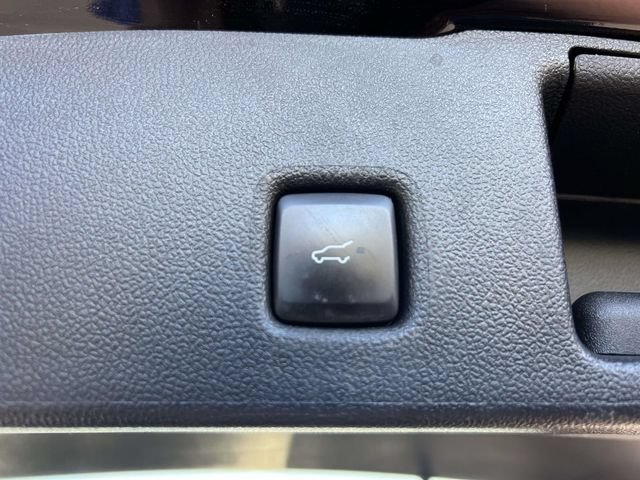 Certified 2024 Ford Escape ST-Line Select w/ Tech Pack #1 AWD/4WD image 13