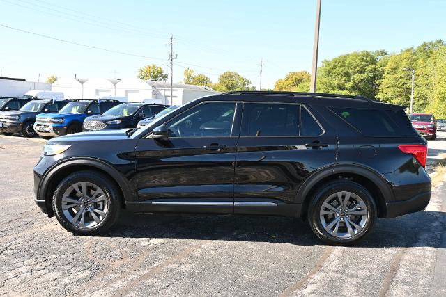 Certified 2024 Ford Explorer XLT w/ Equipment Group 202A AWD/4WD image 4