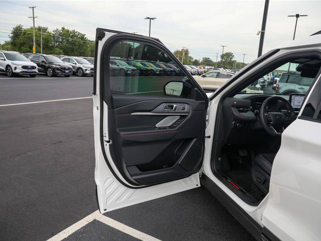 Certified 2025 Ford Explorer ST AWD/4WD image 21