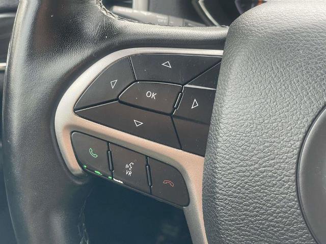 Used 2020 Jeep Grand Cherokee Limited image 11