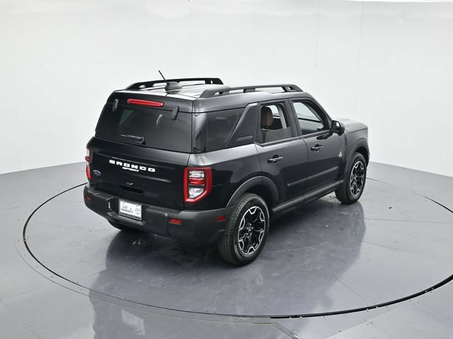 Certified 2025 Ford Bronco Sport Outer Banks w/ Outer Banks Tech Package+ AWD/4WD image 39