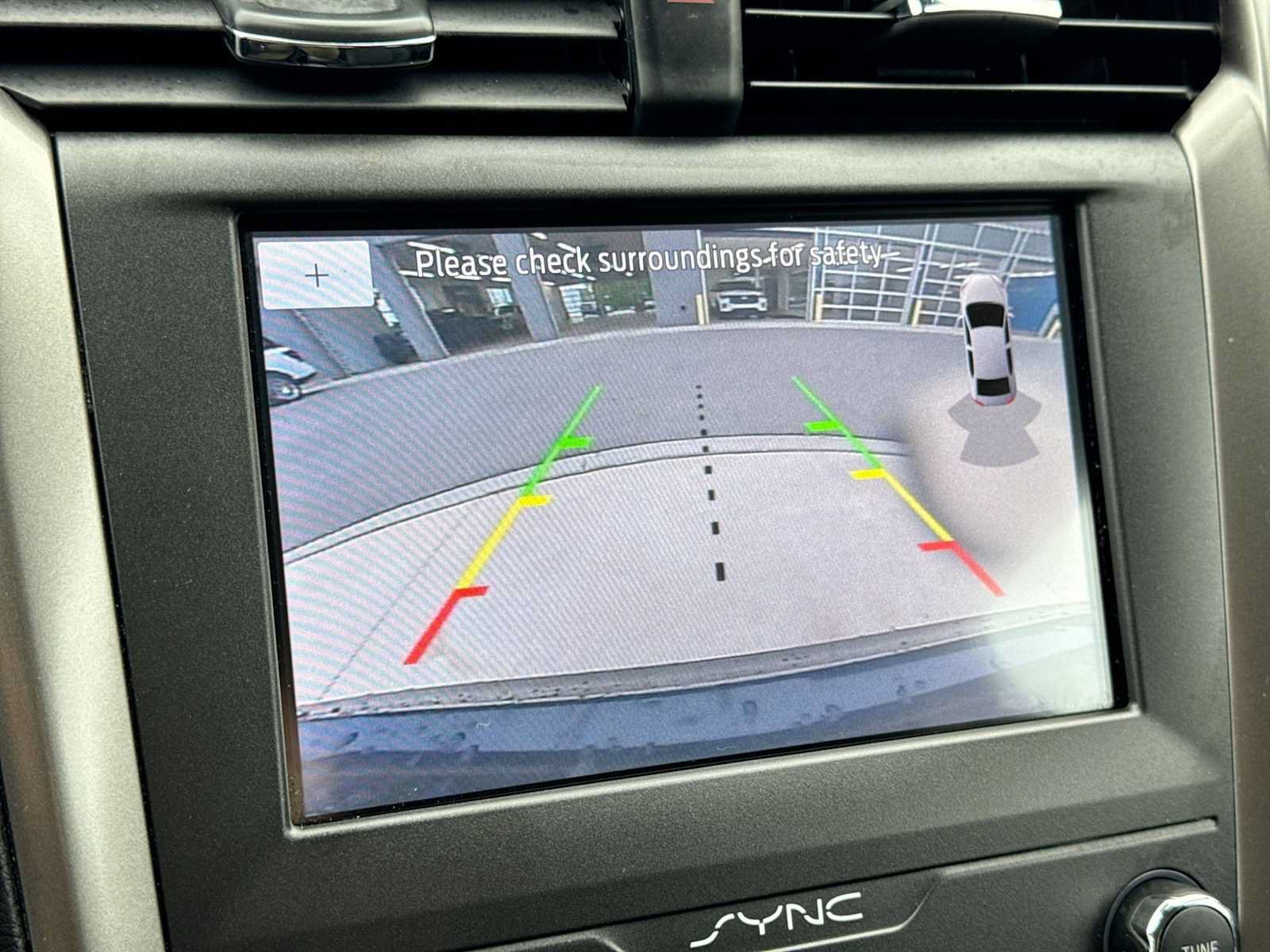 Certified 2020 Ford Fusion SE FWD image 29
