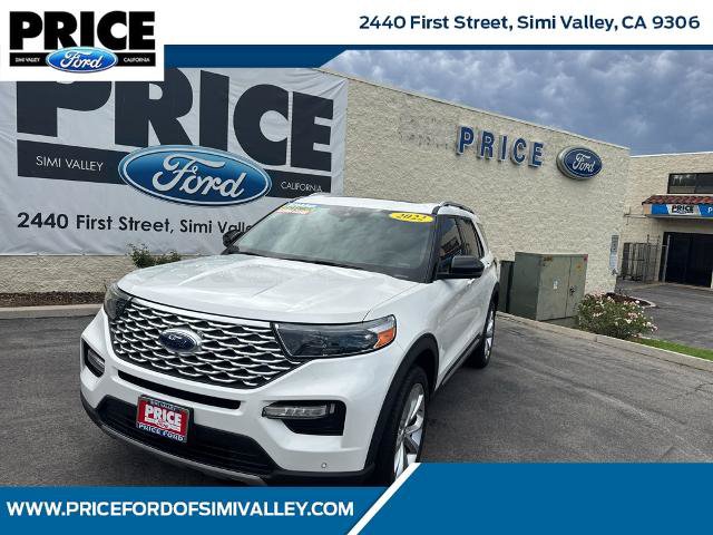 Certified 2022 Ford Explorer Platinum w/ Equipment Group 601A AWD/4WD image 1