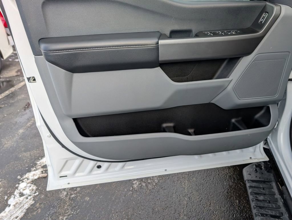 Certified 2025 Ford F350 XLT image 22