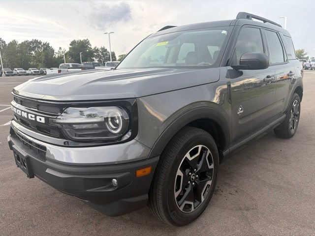 Certified 2022 Ford Bronco Sport Outer Banks w/ Tech Package AWD/4WD image 2