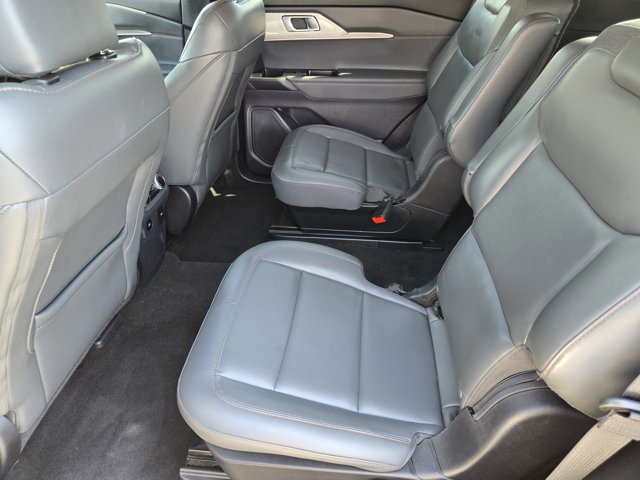 Certified 2025 Ford Explorer Active w/ Active Comfort Package AWD/4WD image 27