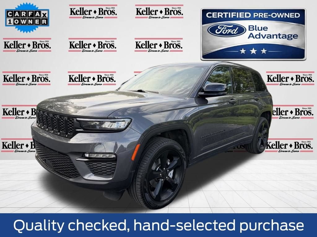 Used 2025 Jeep Grand Cherokee Limited w/ Black Appearance Package AWD/4WD image 3