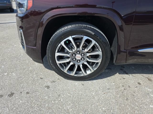 Used 2021 GMC Acadia Denali w/ Denali Ultimate Package image 9