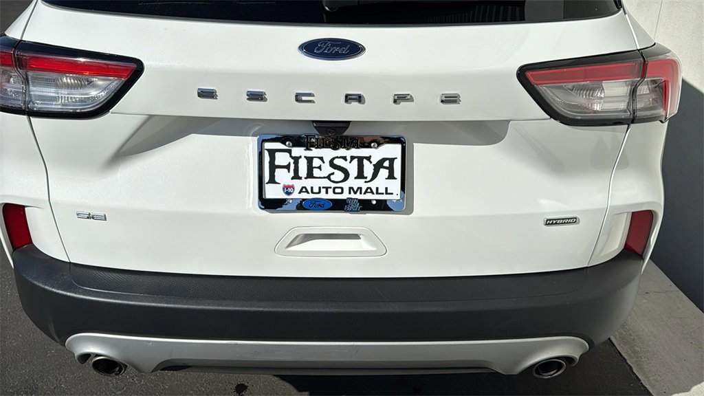 Certified 2022 Ford Escape SE image 3