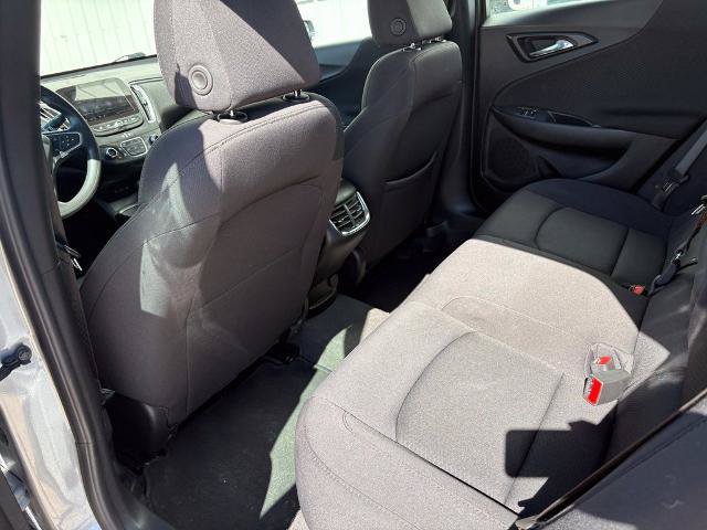 Used 2024 Chevrolet Malibu LT FWD image 7