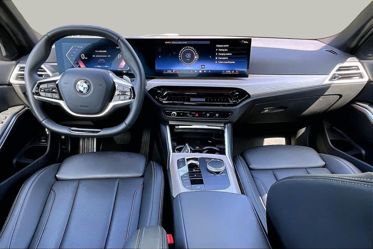 Used 2025 BMW 330i xDrive Sedan AWD/4WD image 16