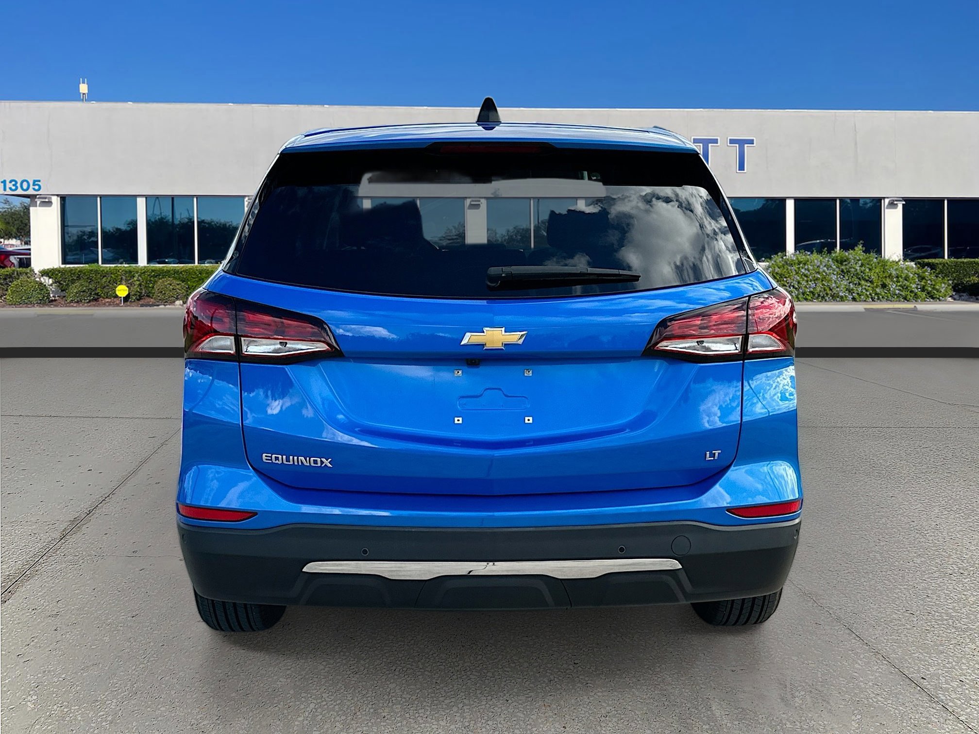 Used 2024 Chevrolet Equinox LT image 4