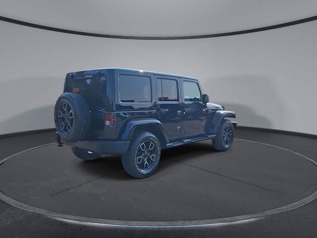Used 2018 Jeep Wrangler Unlimited Sahara AWD/4WD image 8