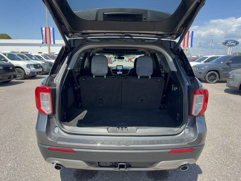 Certified 2023 Ford Explorer Limited w/ Limited Technology Package image 7