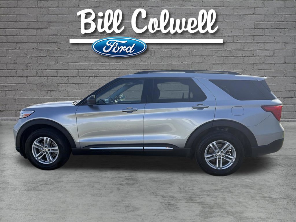 Certified 2024 Ford Explorer XLT w/ Equipment Group 202A AWD/4WD image 8