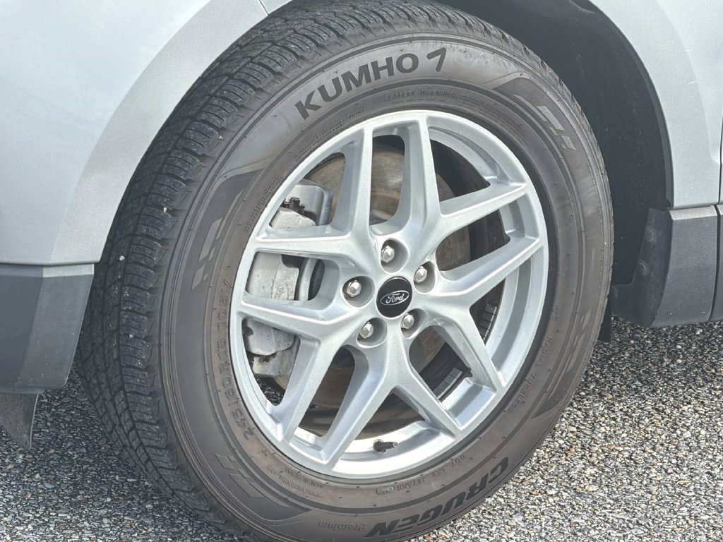 Certified 2024 Ford Edge SEL AWD/4WD image 9