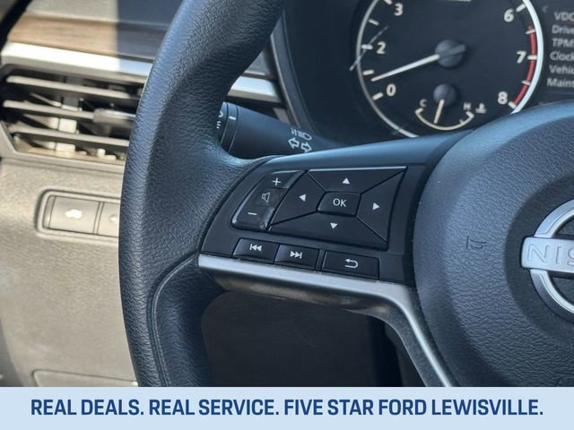 Used 2024 Nissan Altima 2.5 SV image 12