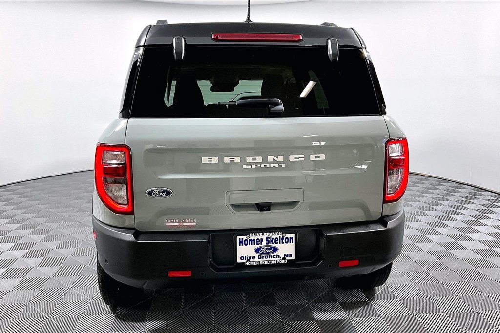 Certified 2024 Ford Bronco Sport Outer Banks w/ Tech Package AWD/4WD image 4