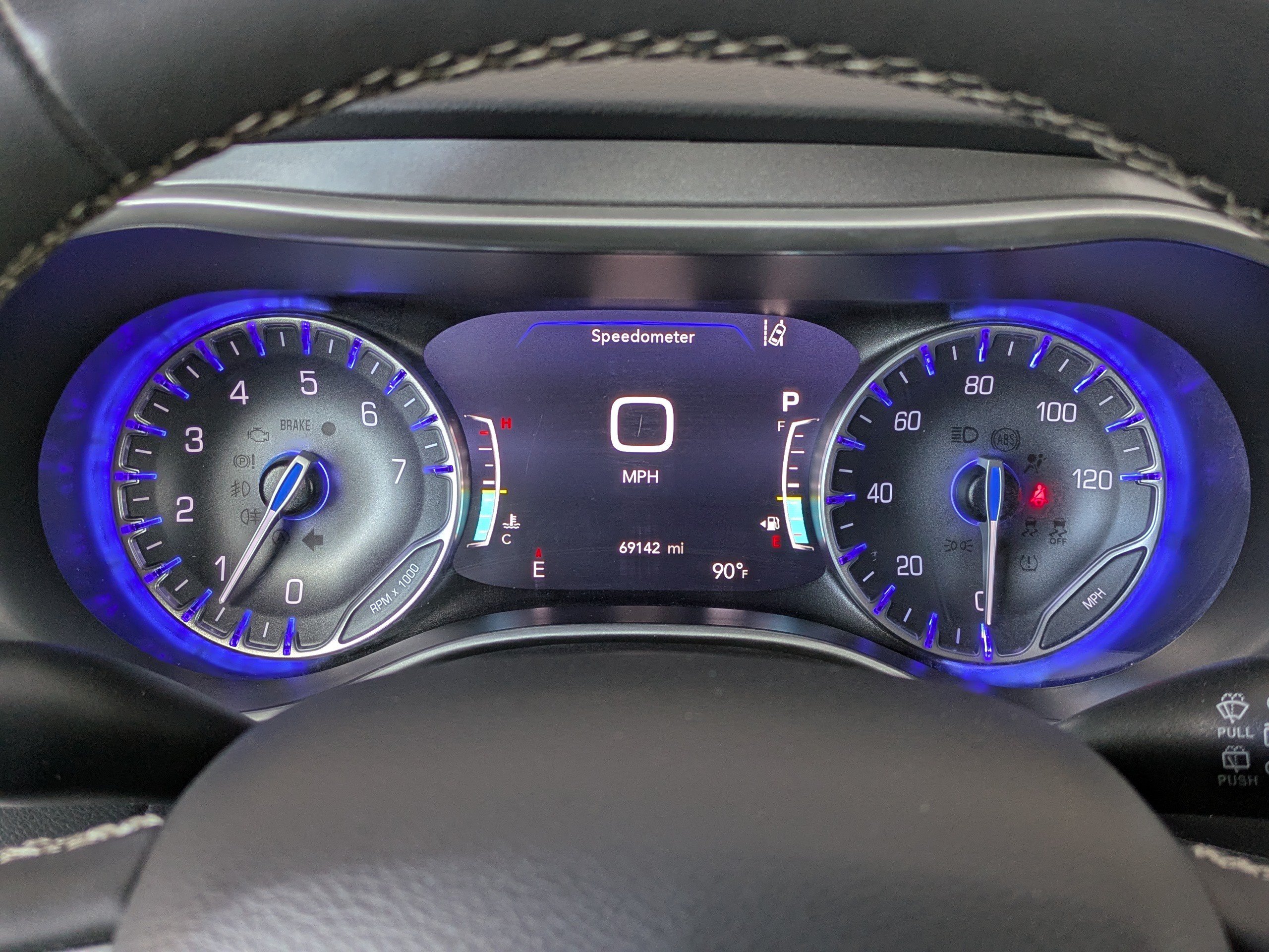 Used 2023 Chrysler Pacifica Touring-L FWD image 31