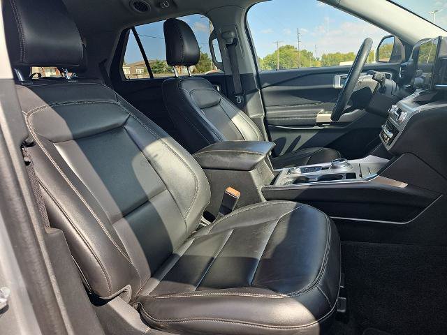 Certified 2023 Ford Explorer XLT w/ Equipment Group 202A AWD/4WD image 10