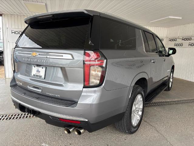 Used 2022 Chevrolet Suburban Premier AWD/4WD image 23