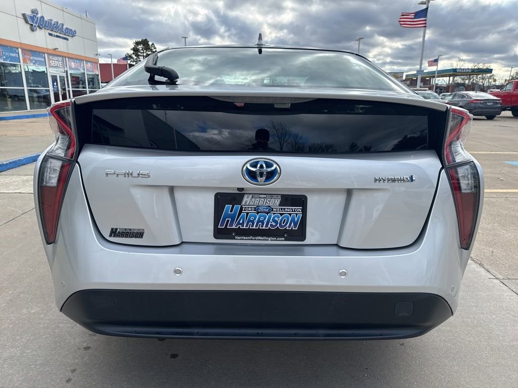 Used 2018 Toyota Prius Two w/ Prius Two Safety Plus Package image 4