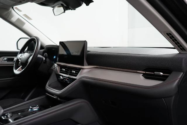 Certified 2025 Ford Explorer Active RWD image 24