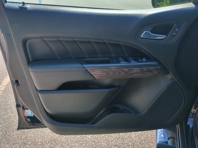 Used 2022 GMC Canyon Denali AWD/4WD image 13
