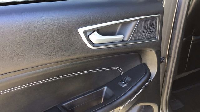 Certified 2023 Ford Edge Titanium image 13