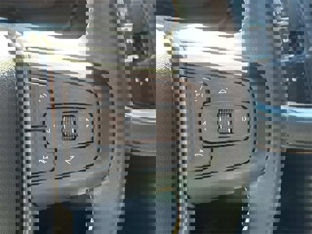 Used 2024 GMC Yukon AT4 w/ Technology Package image 33