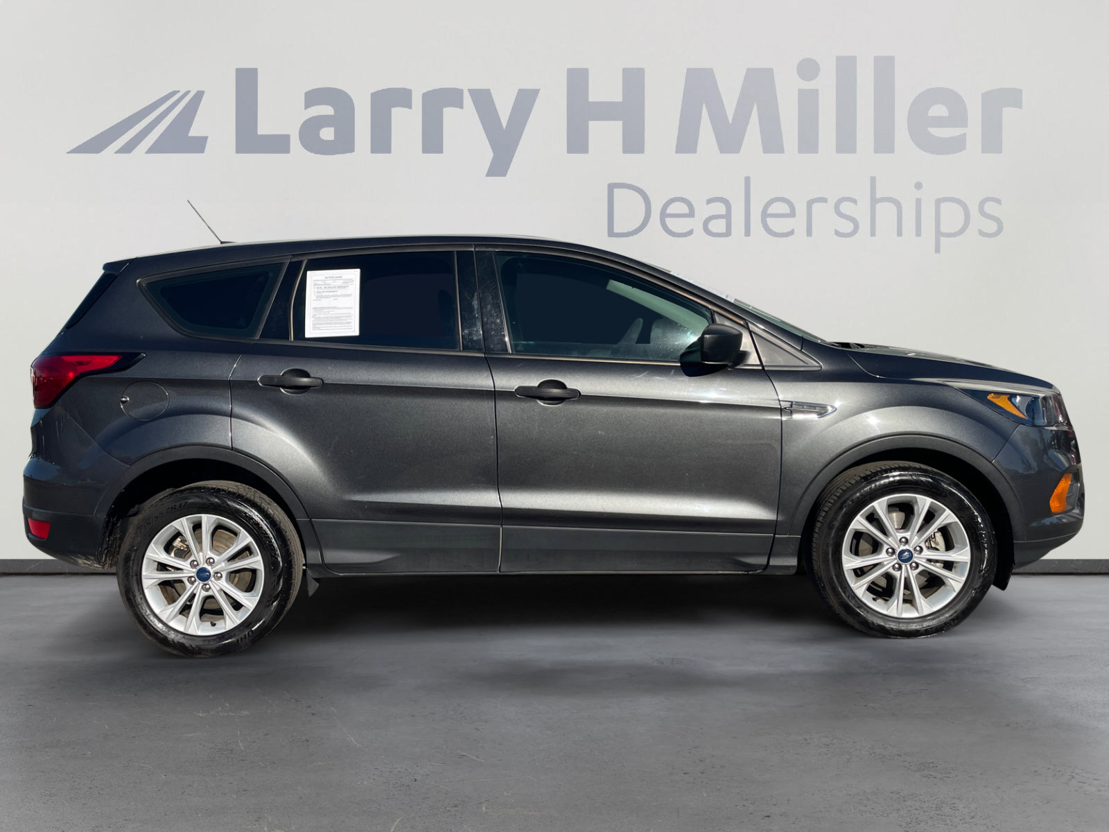 Certified 2019 Ford Escape S image 6