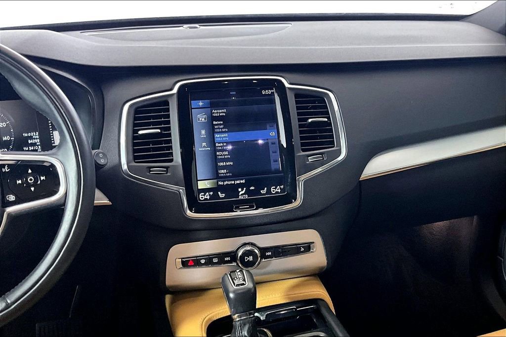 Used 2018 Volvo XC90 T5 Momentum w/ Convenience Package AWD/4WD image 5
