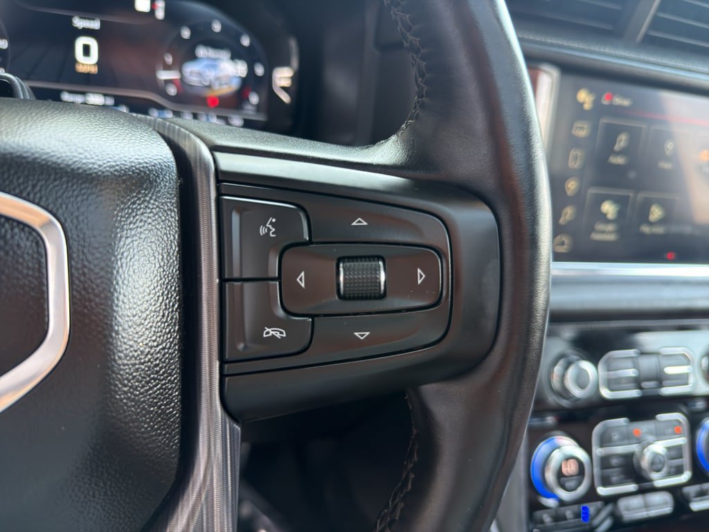 Used 2023 GMC Yukon Denali Ultimate AWD/4WD image 25