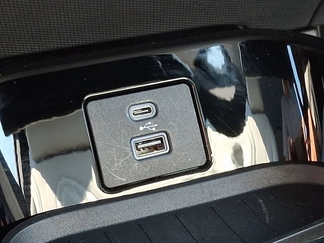 Certified 2022 Ford Mustang Mach-E Premium AWD/4WD image 27