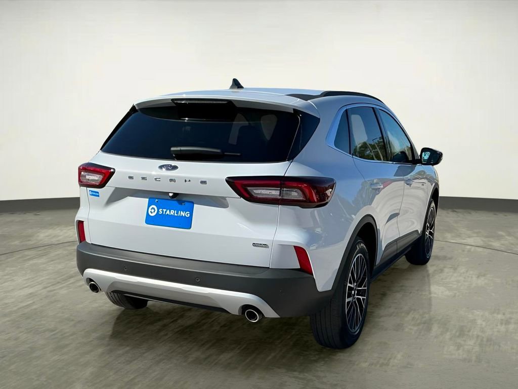 Certified 2026 Ford Escape Base image 8