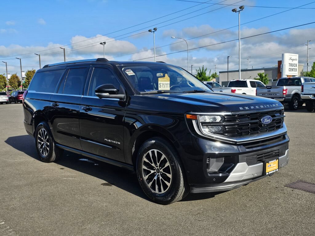 Certified 2025 Ford Expedition Max Platinum AWD/4WD image 4