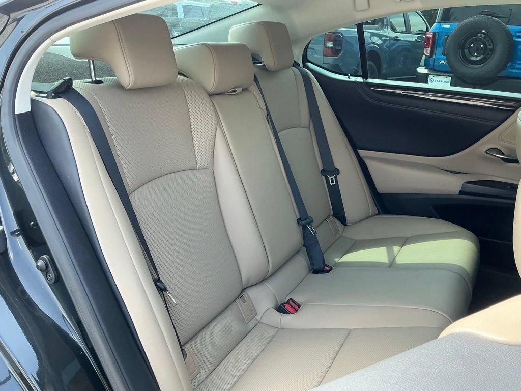 Used 2021 Lexus ES 350 w/ Premium Package FWD image 19