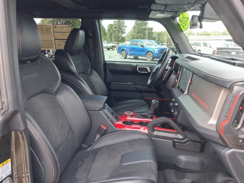 Certified 2024 Ford Bronco Raptor w/ Interior Carbon Fiber Pack 6 AWD/4WD image 15